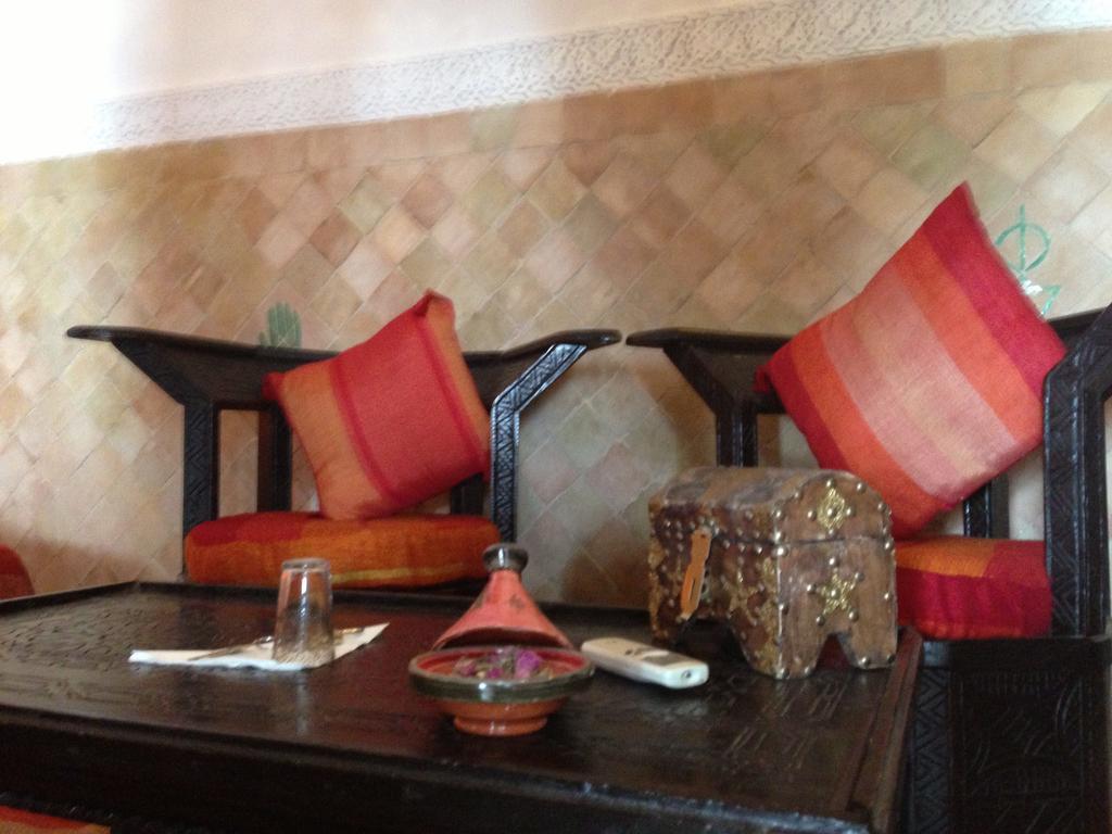Riad Mehdia Маракеш Екстериор снимка